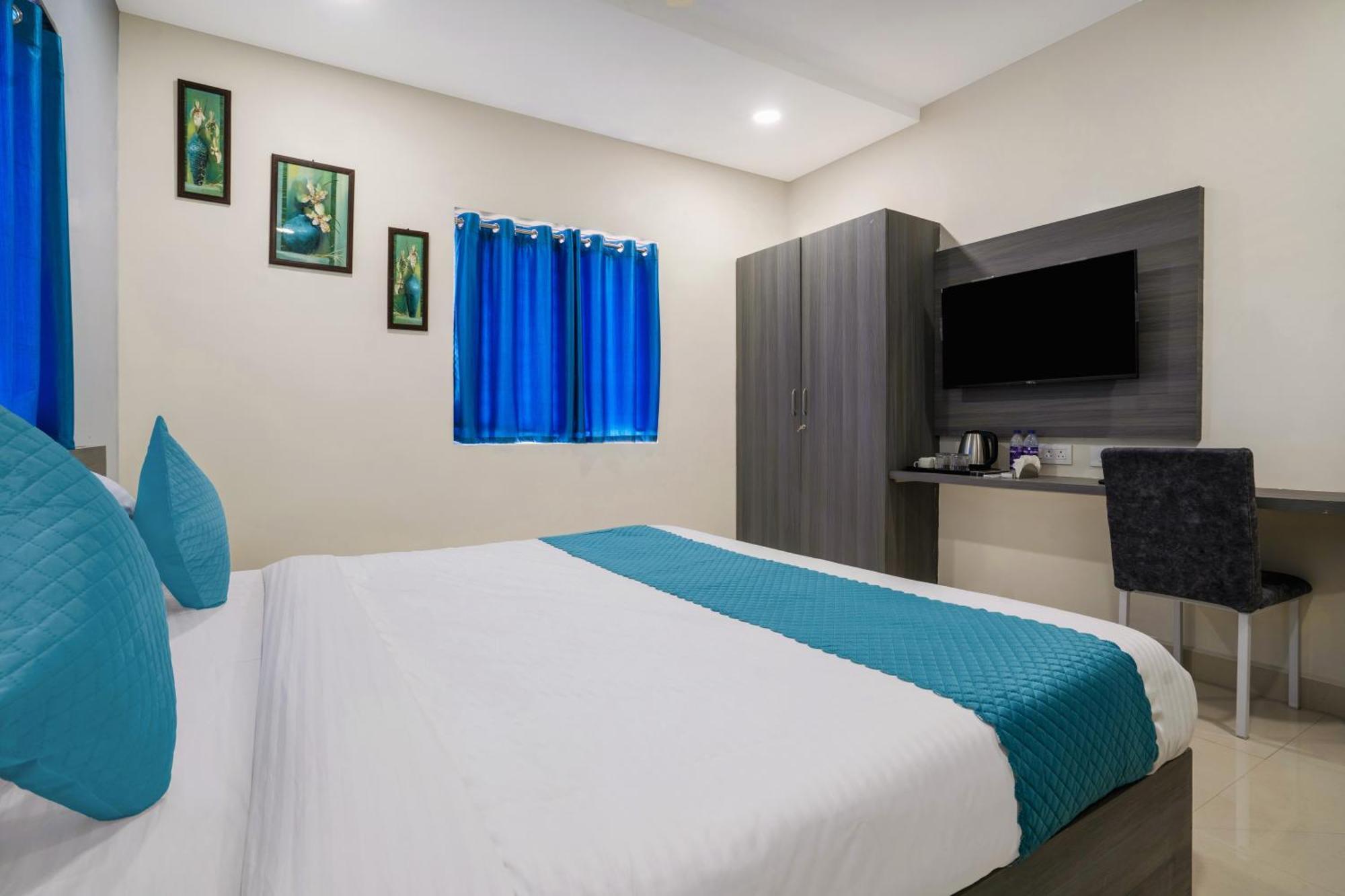 The Balcony Hotel Hyderabad
